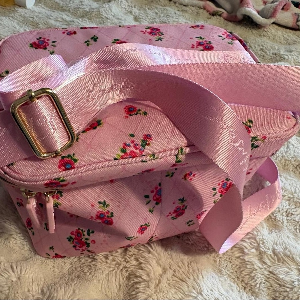 Betsey Johnson Pink Floral Quilted Cosmetic Case - Picture 4 of 7